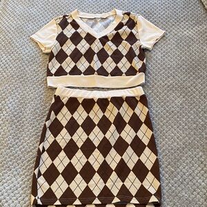 SHEIN Brown and Cream Argyle Kids Matching Set